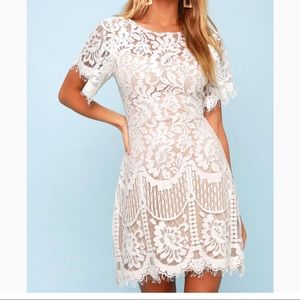 Pearson white lace shirt sleeve dress